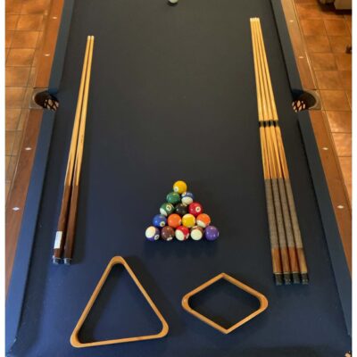 8' Golden West Pool Table in Very Good Condition